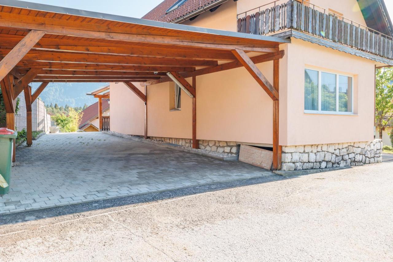 Ferienhaus Auszeit Natur Villach Buitenkant foto
