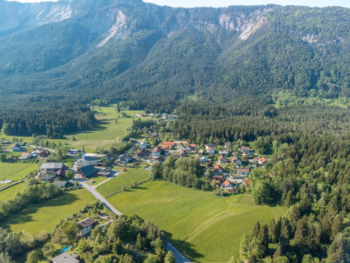 Ferienhaus Auszeit Natur Villach Buitenkant foto
