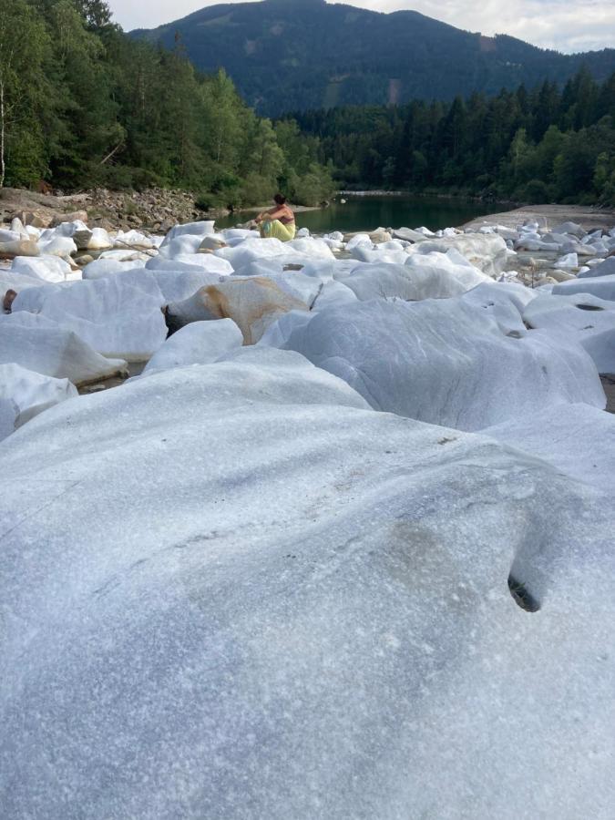 Ferienhaus Auszeit Natur Villach Buitenkant foto
